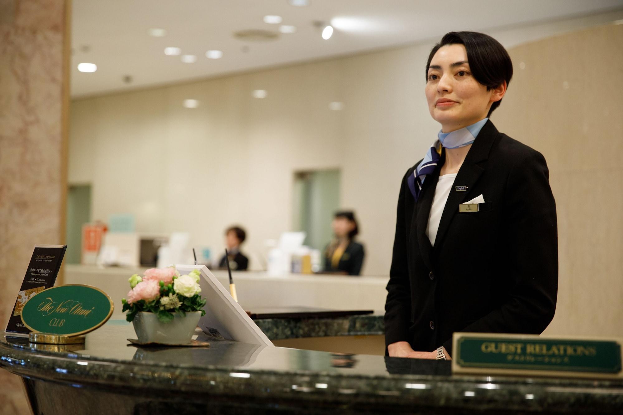 Hotel New Otani Hakata Fukuoka  Luaran gambar A hotel concierge in Seoul, South Korea