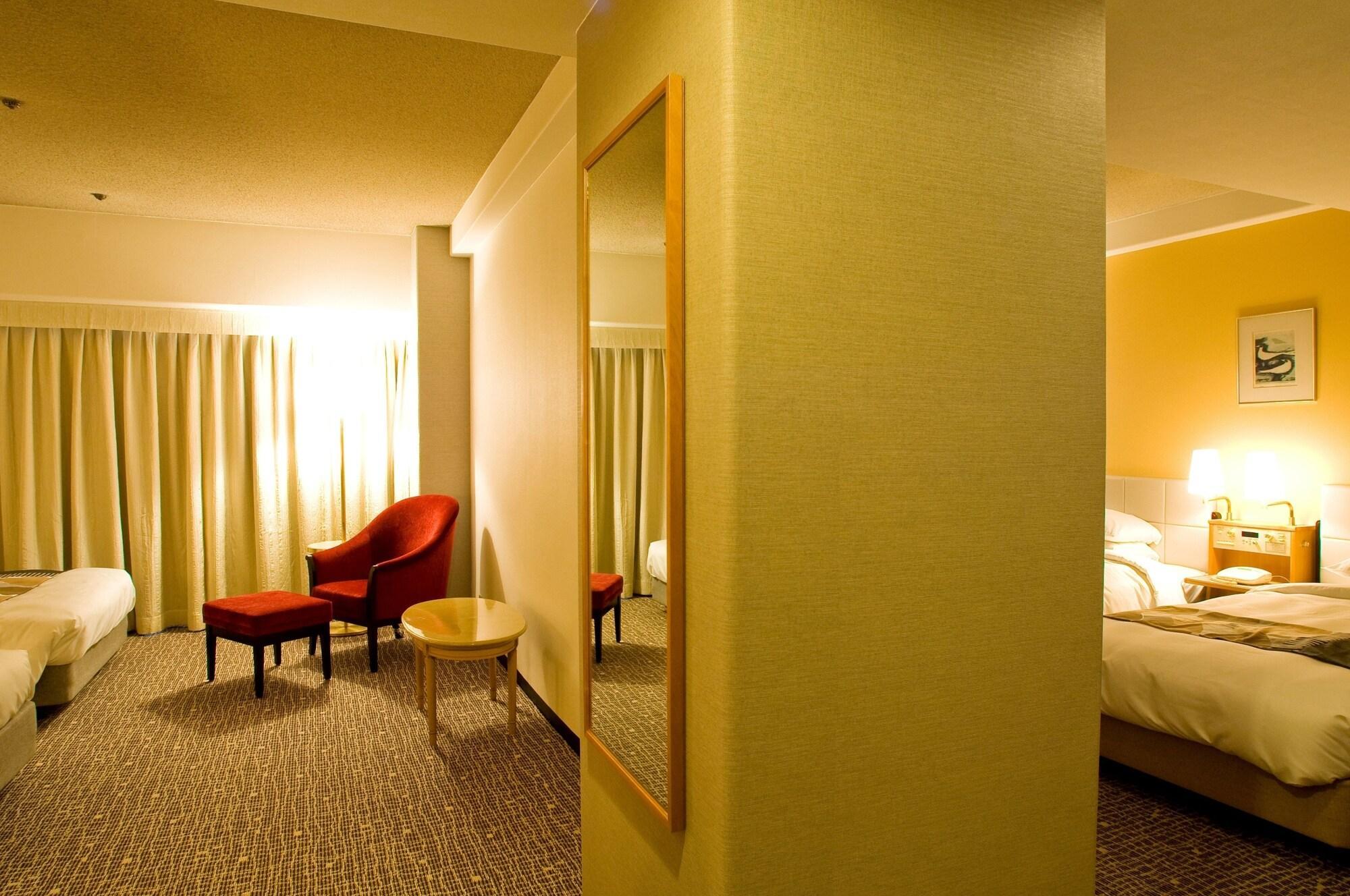 Hotel New Otani Hakata Fukuoka  Luaran gambar A room at the hotel